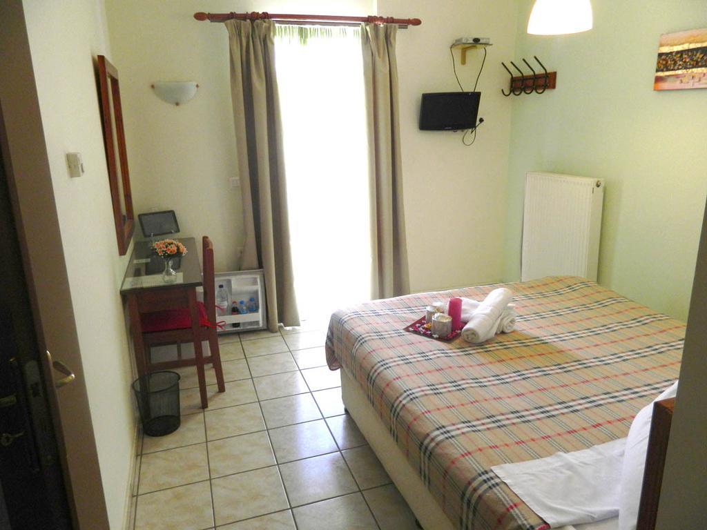 Peridromos Hotell Levádeia Rom bilde